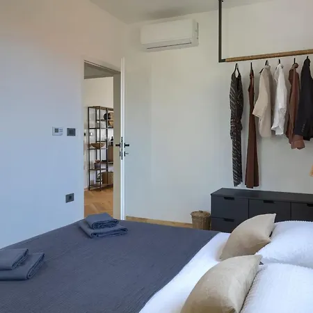 Modern Casetta Molindrio With Pool In * بوريتش