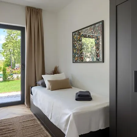 Modern Casetta Molindrio With Pool In Villa *