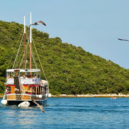 Modern Casetta Molindrio With Pool In *